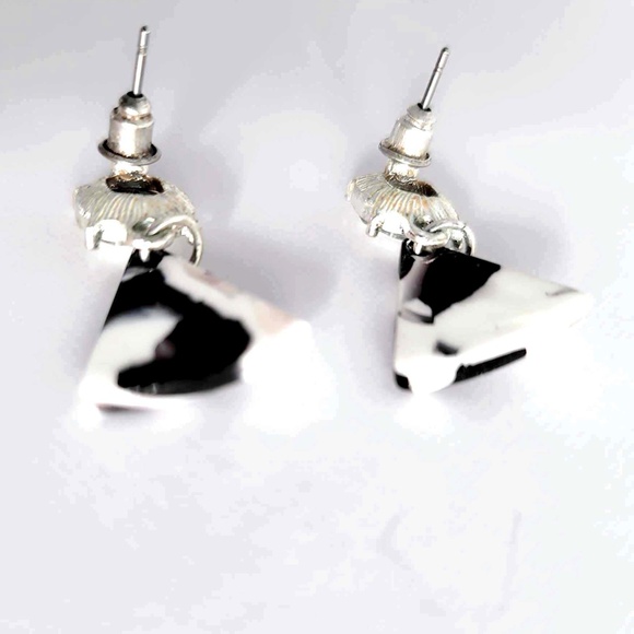 Vintage Lightweight Rhinestone Acrylic Black, Grey/Pinkish White Dangle Earrings - Picture 8 of 8